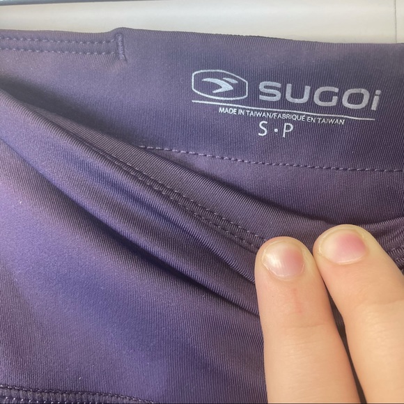 SUGOI purple bike shorts women’s size small with pockets - Picture 4 of 4